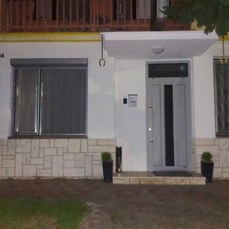 Naty II Apartment Haniska Exterior photo