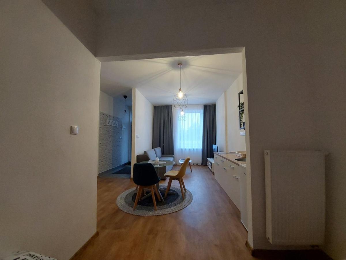 Naty II Apartment Haniska Exterior photo