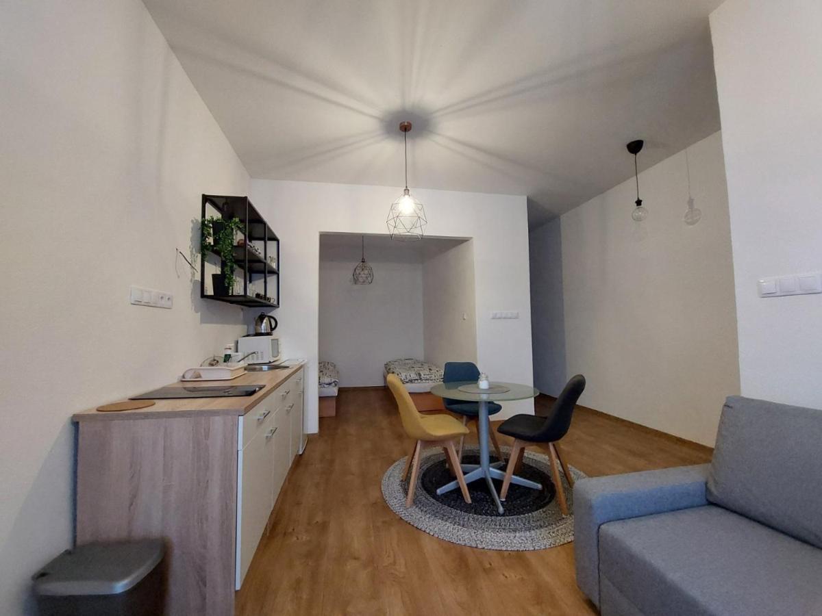 Naty II Apartment Haniska Exterior photo