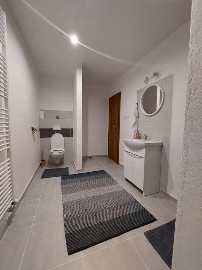 Naty II Apartment Haniska Exterior photo